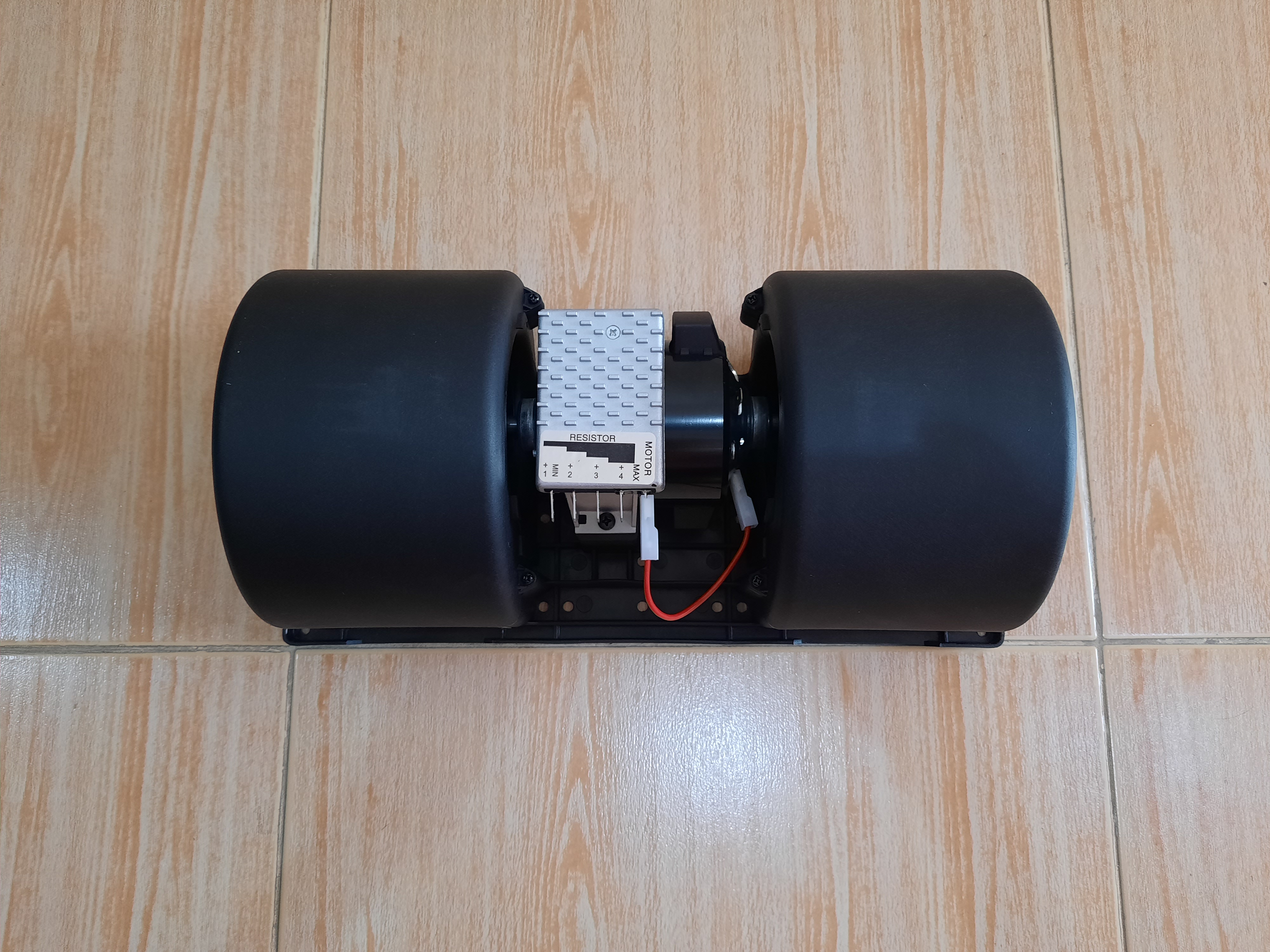 พัดลมคอยเย็น Cooling fan 12V อะไหล่แอร์ คุณภาพดี